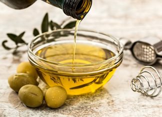 Olive Oil for Lice